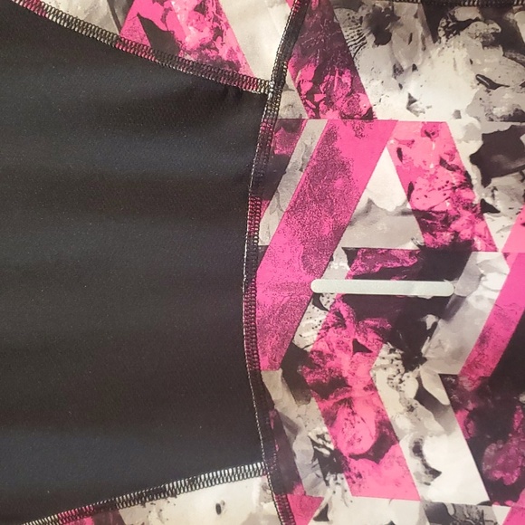 Tek Gear Dry Tek Workout Jacket. Size Medium Long Sleeved with Thumb Holes. - Picture 8 of 11